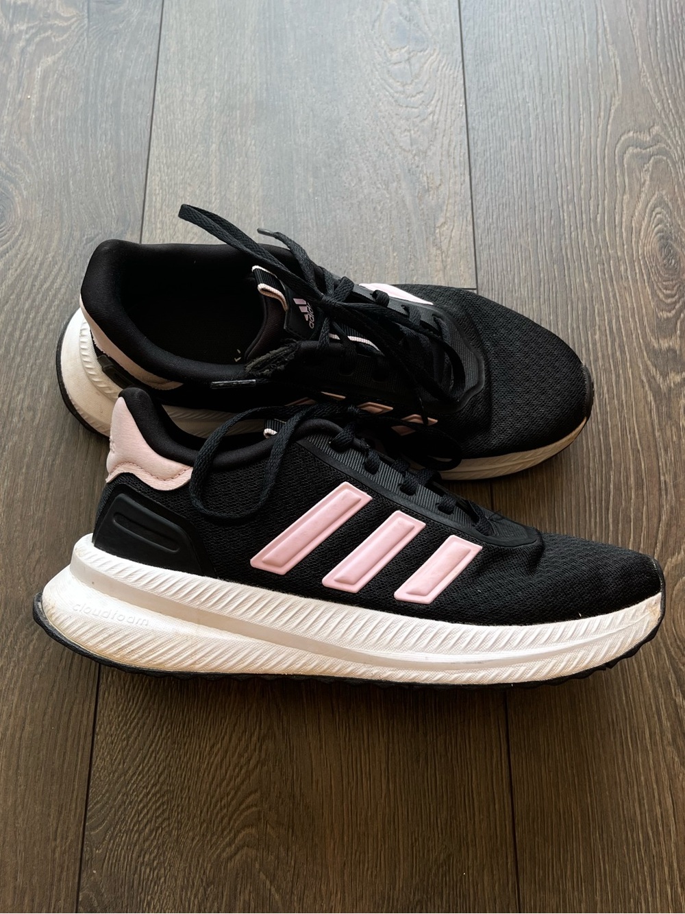 Adidas Cloudfoam Sneakers